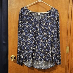 Womens casual top size L